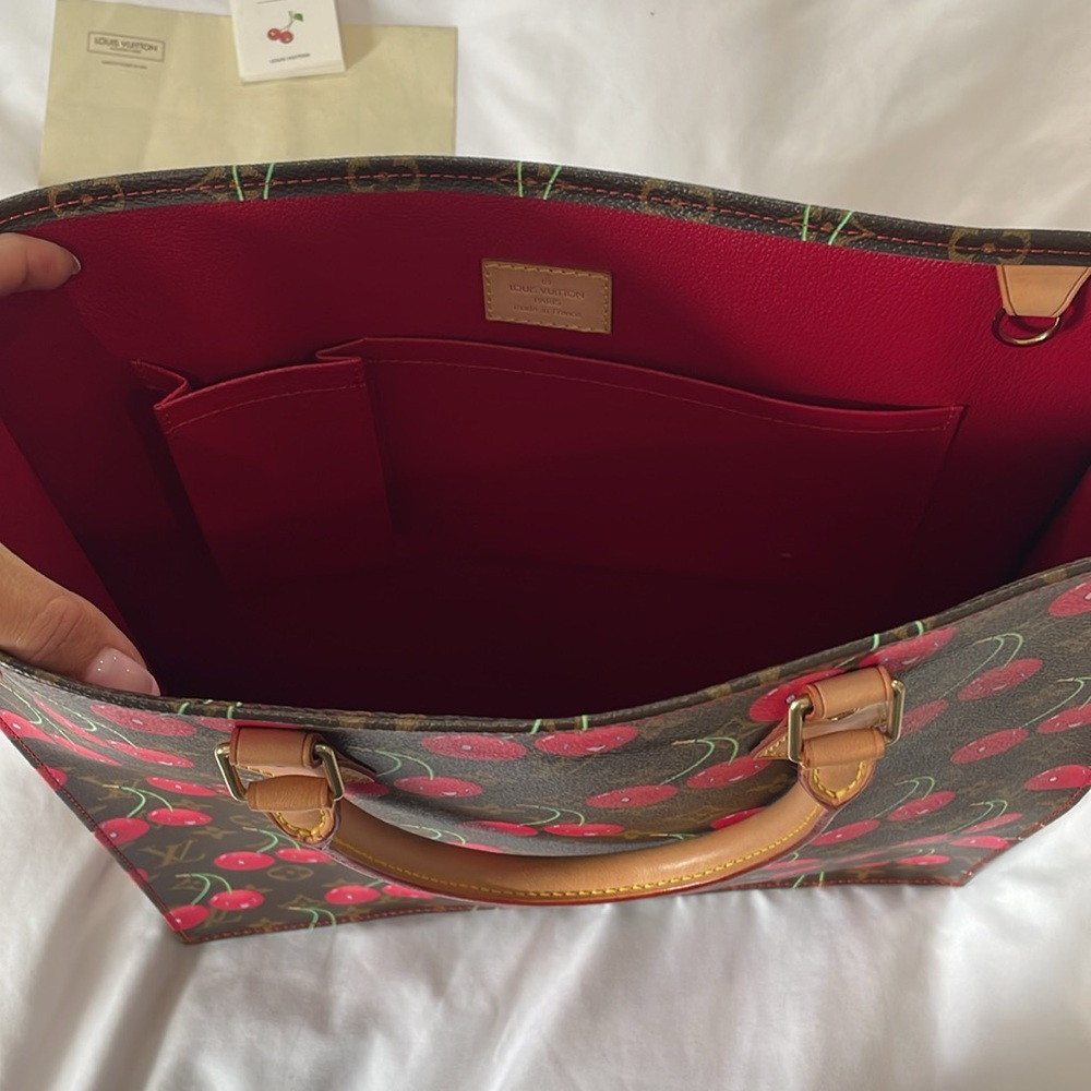 Takashi Murakami X Louis Vuitton Monogram Cerises Sac Plat - Picture 13 of 17